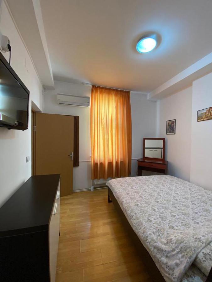 Budget Amzei Apartment Bucharest